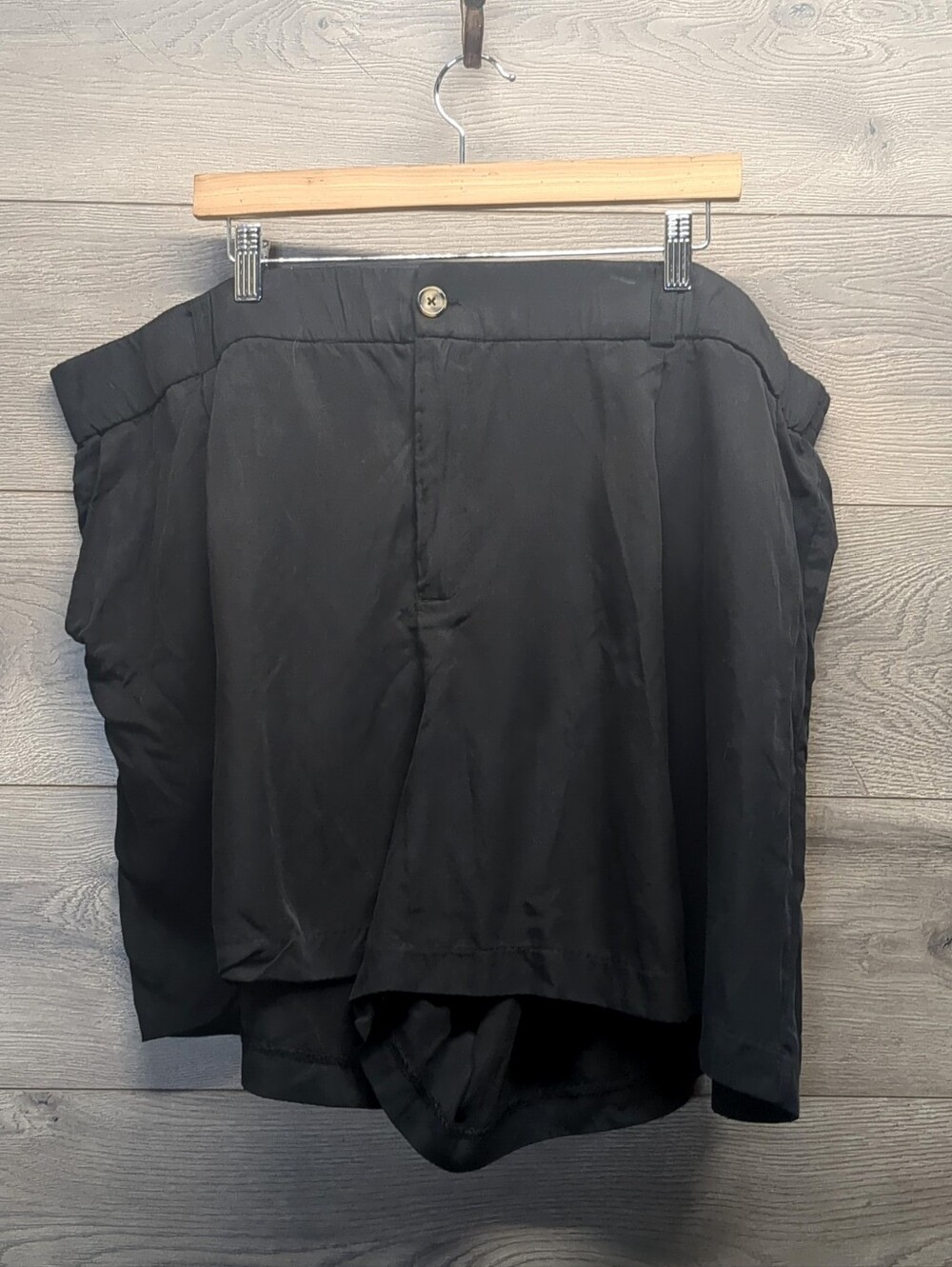 Torrid Linen Button Shorts Women's Plus Size 26
